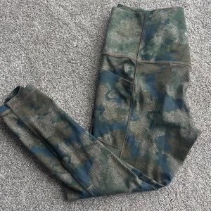 Athleta print  Leggings